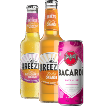 Bacardi Breezer of Bacardi razz & up, rum & cola of limon & lemonade